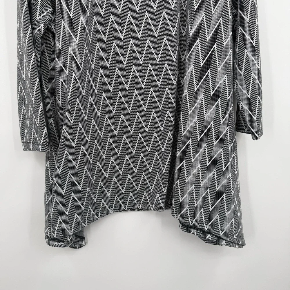 Calessa Tunic Shirt Top Womens XL Black Geometric Cowl Neck 3/4 Sleeve Knit